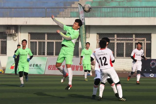 约基奇休战雷霆险胜掘金 鹈鹕力克火箭止3连败